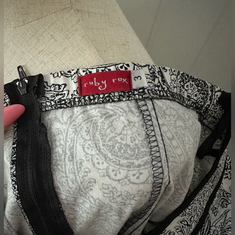 Ruby Rox Dress - Picture 6 of 7